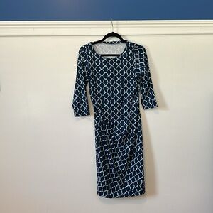 J. McLaughlin size Medium “Catalina Cloth” everyday dress in Navy / Light blue